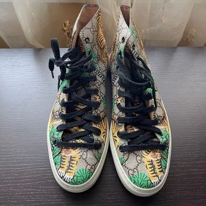 Gucci sneakers size 6.5 mens. European size 39